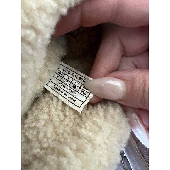 UGG Lynnea Shearling Studded boots Charcoal Grey, wooden heels SZ: 8 - Picture 7 of 8